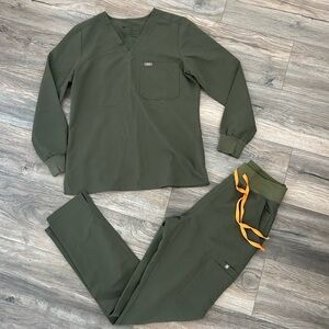 Figs small- tall olive green scrub set long sleeve scrub top